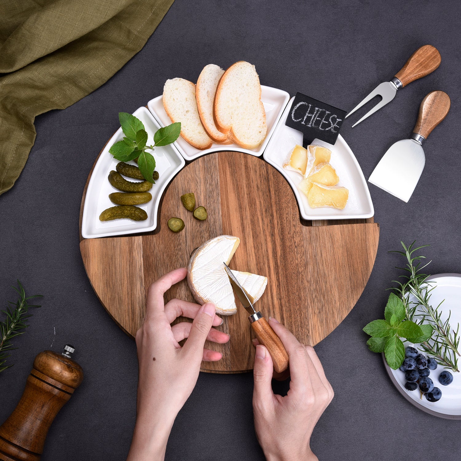 Premium Charcuterie Cheese Board – Acacia Wood