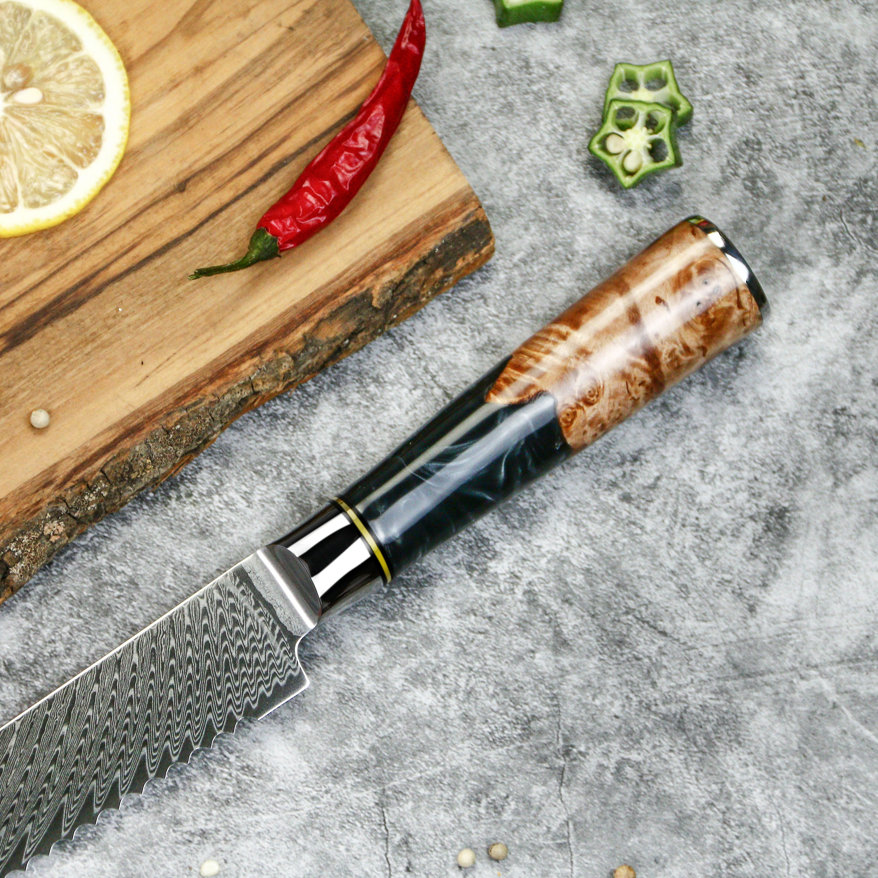 7.5" Bread Knife – Serrated Damascus Blade with Epoxy Handle